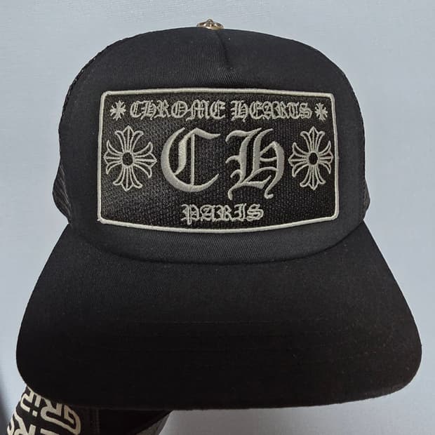 크롬하츠 파리 트러커햇