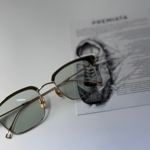 이세이 미야케 x 금자안경 웰링턴 V 하금테 안경 0056