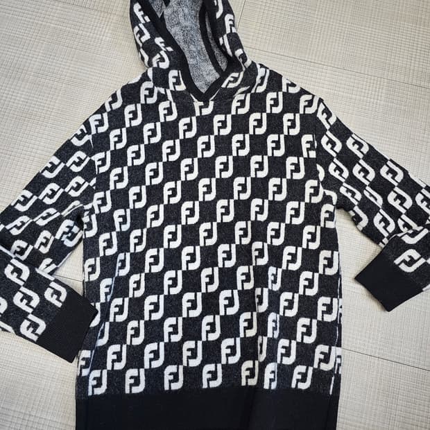 풋조이 FJ 패턴로고 풀오버 후드니트