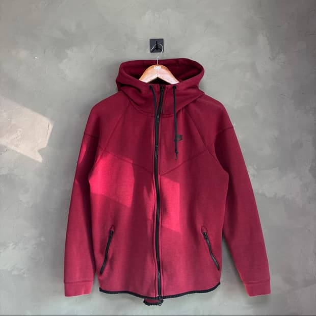 나이키 테크팩 후드집업 버건디