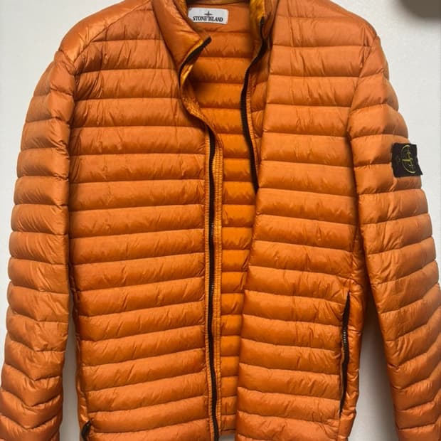 스톤아일랜드 오렌지 경량 패딩 L