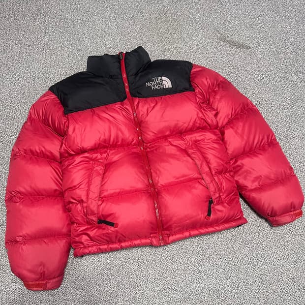 노스페이스 레드 눕시 패딩