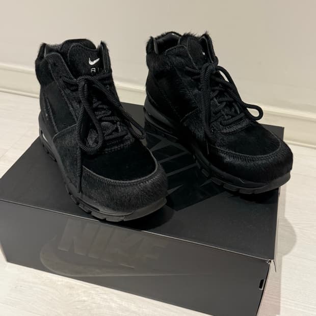 나이키 고아돔 270