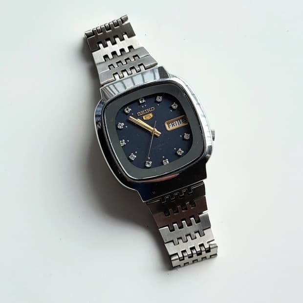 90s Seiko5 Autmatic Vintage Metal Watch