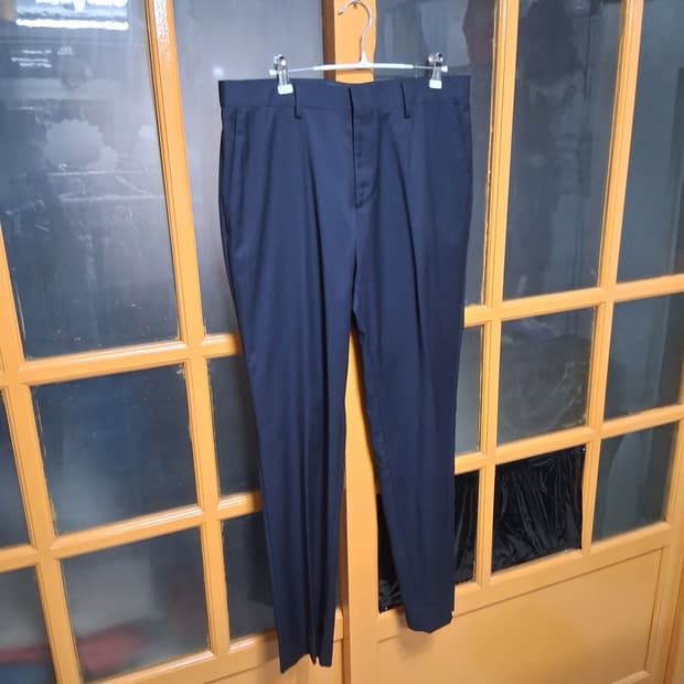 휴고보스 남성32 인치