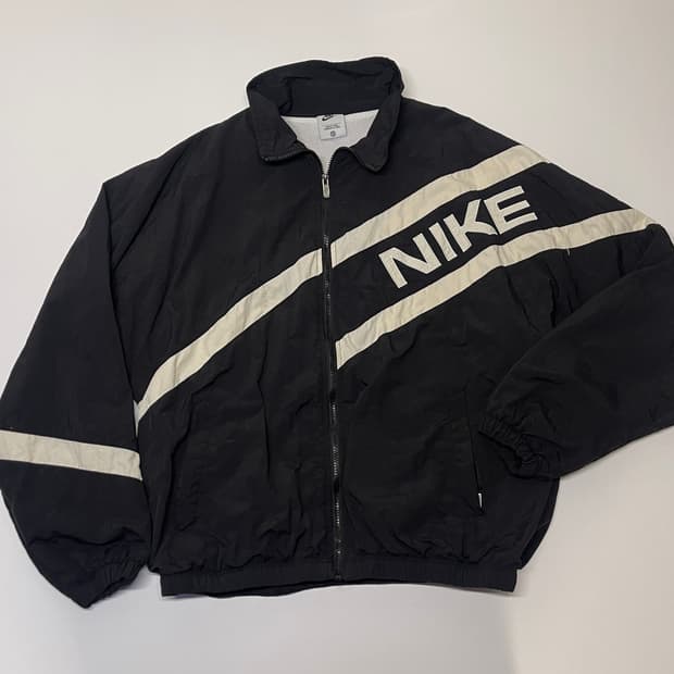 나이키 빅로고 바람막이 XL