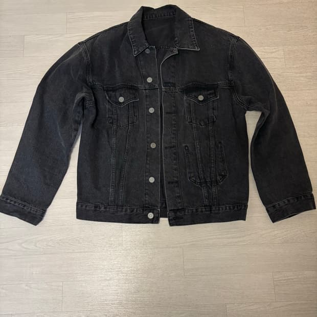 브랜디드 트러커 