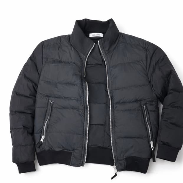 스톤아일랜드 심리스 패딩