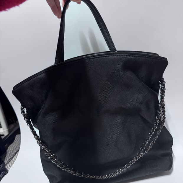 루즈앤라운지 블랙 토트백 숄더백