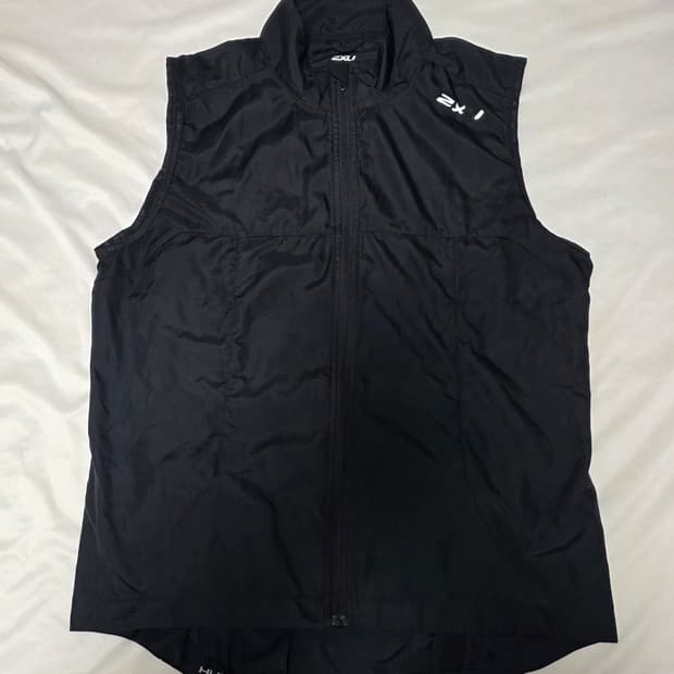 2XU 러닝 짚업베스트 L