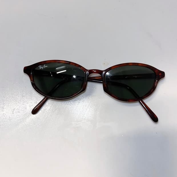 80-90 vintage rayban