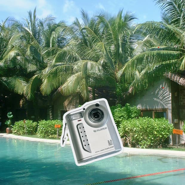 📸 Fujifilm FinePix 2700