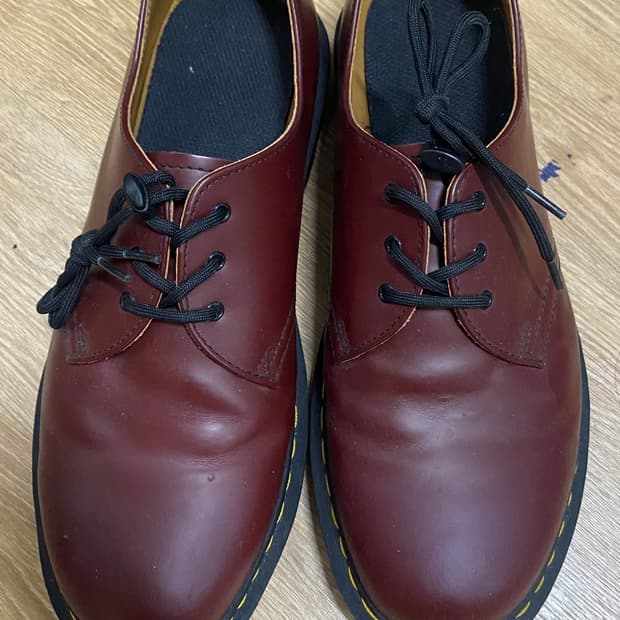 닥터마틴 1461 체리 280사이즈