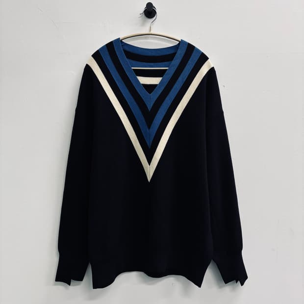 SYSTEM 컬러 배색 브이넥 니트