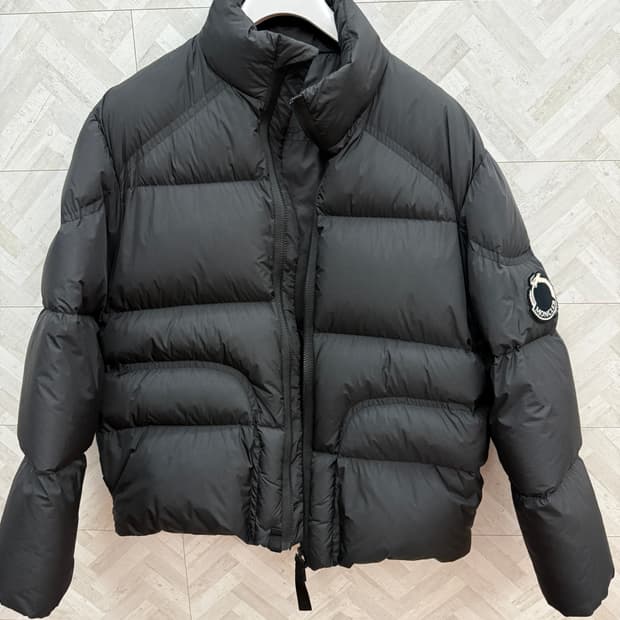 뭉클레어 용의해 한정판 차오펑 슈퍼라이트 다운 4사이즈