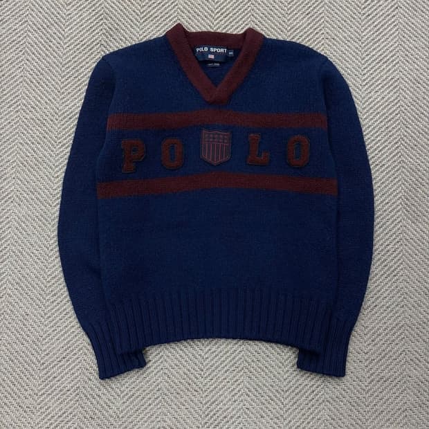 폴로 스포츠 울 브이넥 니트 v2348