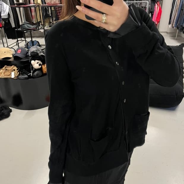 SACAI LUCK back pleats cardigan black 2 