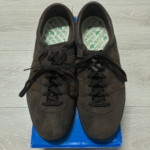 아디다스 토바코 그루엔 다크 브라운 285