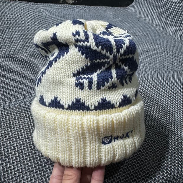 ROXY 비니 화이트 ( OS/OLD-8318 )