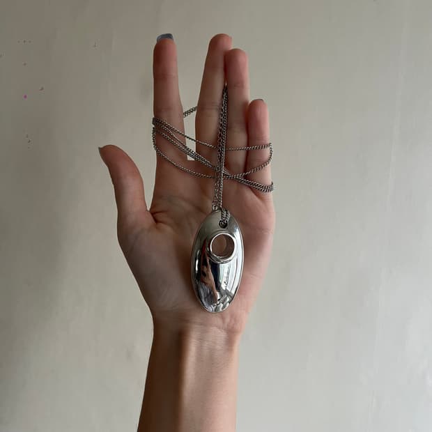 실버 오벌 롱 네크리스 💿