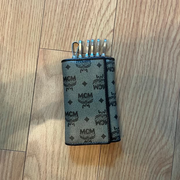 MCM 키 지갑