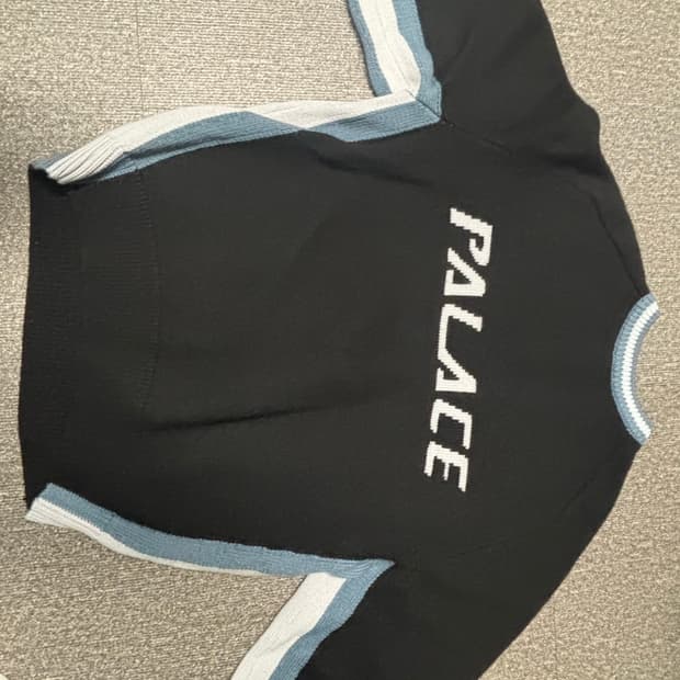 팔라스 니트 L사이즈