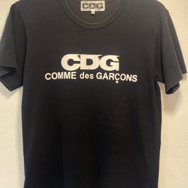 CDG 티셔츠