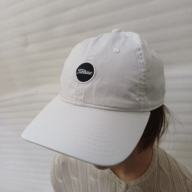 정품 타이틀리스트 골프 몬탁 캡 모자 흰색 사랑봉봉