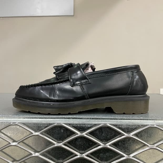닥터마틴 아드리안 블랙 uk7