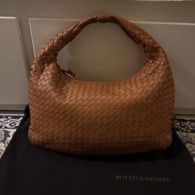 보테가 베네타 인트레치아토 호보백 카멜