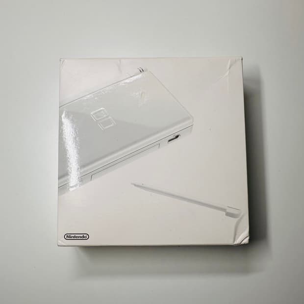 닌텐도 DS Lite 화이트 일판 풀박스셋 판매 (3DS, GBA)