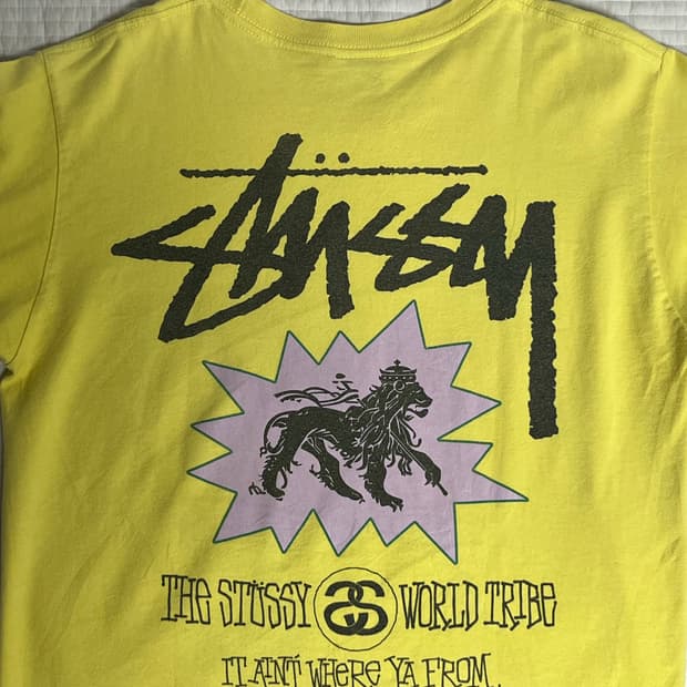 스투시 월드 트라이브 라이언 하프티 옐로우