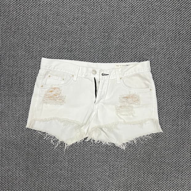 랙엔본 화이트 데님 숏팬츠