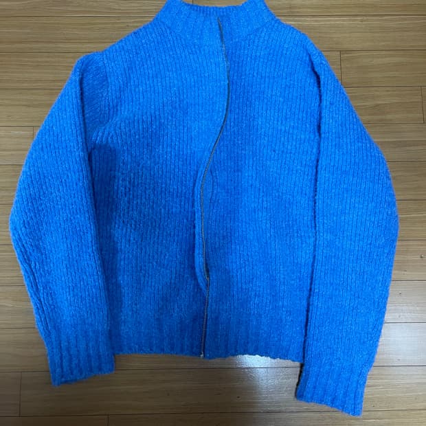 비이커 니트 가디건 아쿠아 컬러 2사이즈(라지)