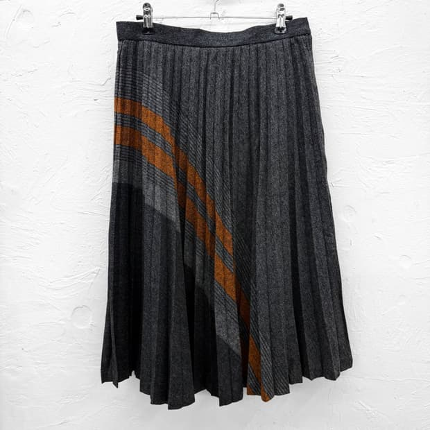 JPN 라인 플리츠 울 스커트