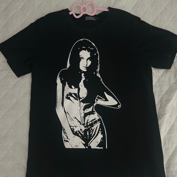 히스테릭 글래머 반팔티