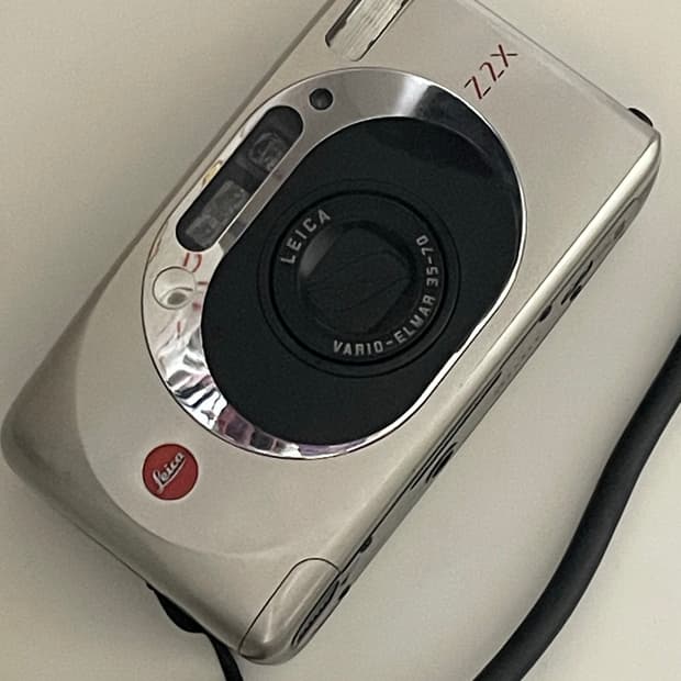 라이카 z2x