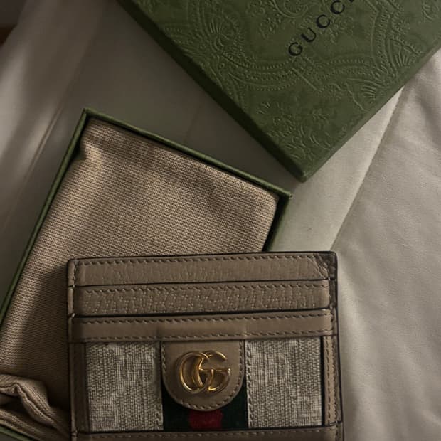 구찌 오피디아 카드지갑