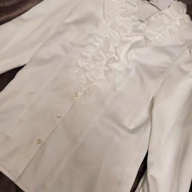 빈티지 프릴 블라우스