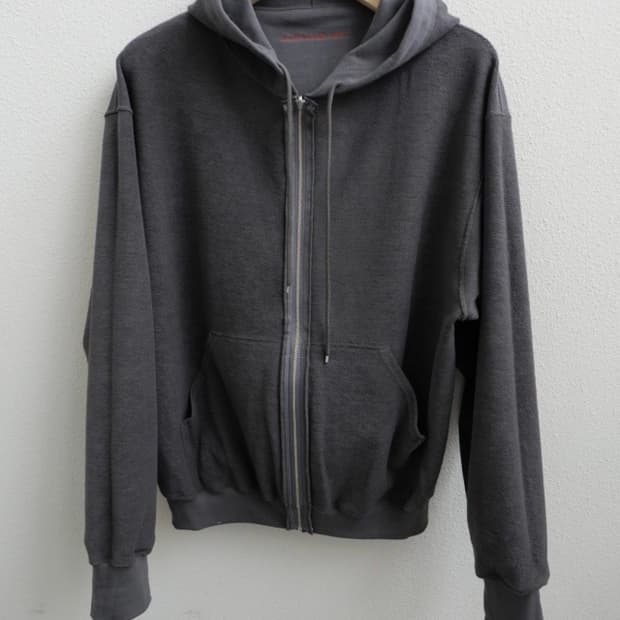 (구해요) 아벨리아 웨드워드 고샤 후드집업 색상 상관없이 구합니다