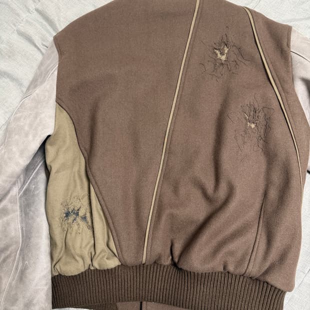 M 엑슬림 ep8 바시티 자켓 브라운