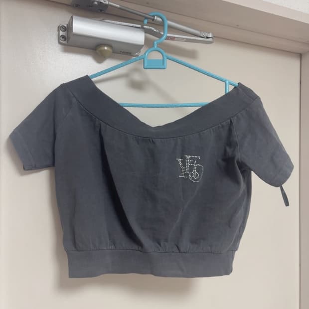 일본 y2k 오프숄더 탑