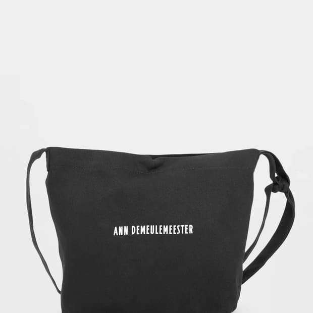 ANN DEMEULEMEESTER Shoulder Bag