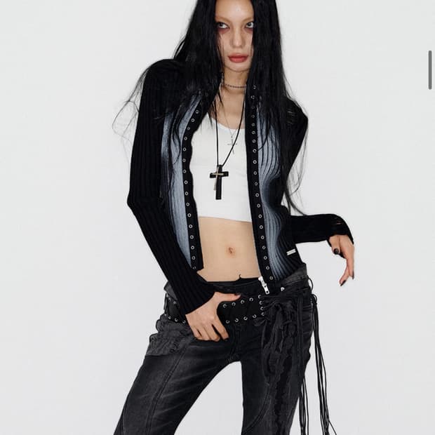 Cross Damaged Knit Zip Up (BLACK)