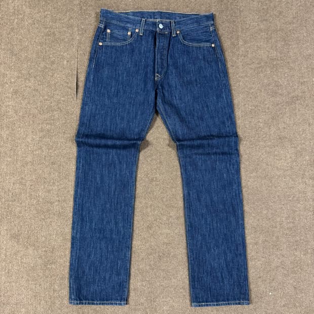 (33) Levi's 501 Denim Pants (B.114)