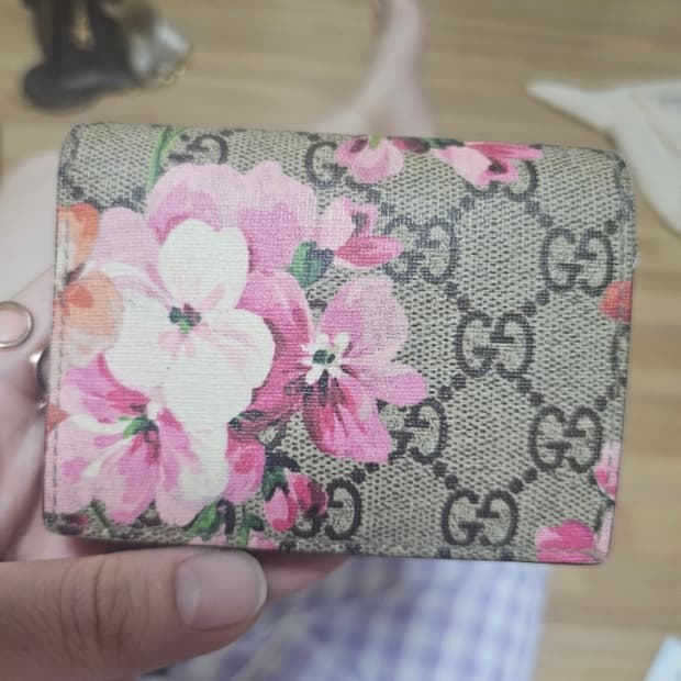 (정품)구찌 GG 블룸 반지갑