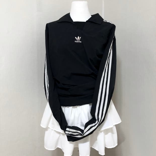 아디다스 바스락 카라 탑 XL