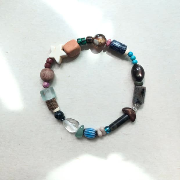 휘마쿠마 베스텔라 원석 빈티지 비즈 팔찌