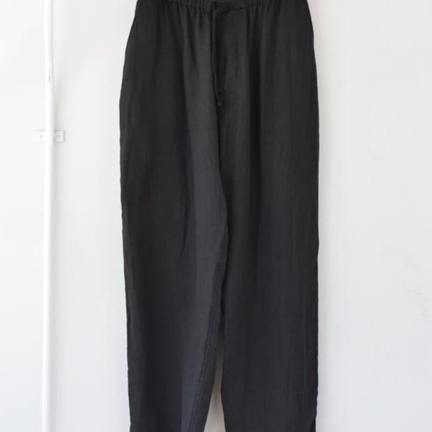 코모리 린넨 더블크로스 드로스트링 팬츠 1사이즈 판매합니다 