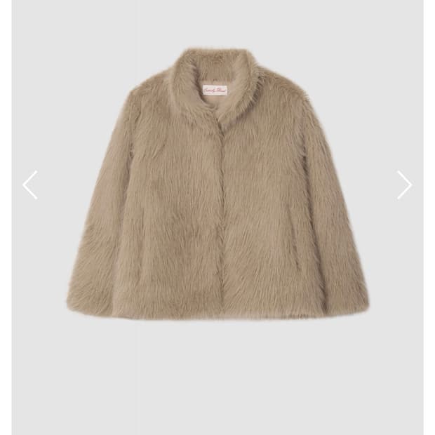 새상품)쏘딩키브레드 퍼자켓